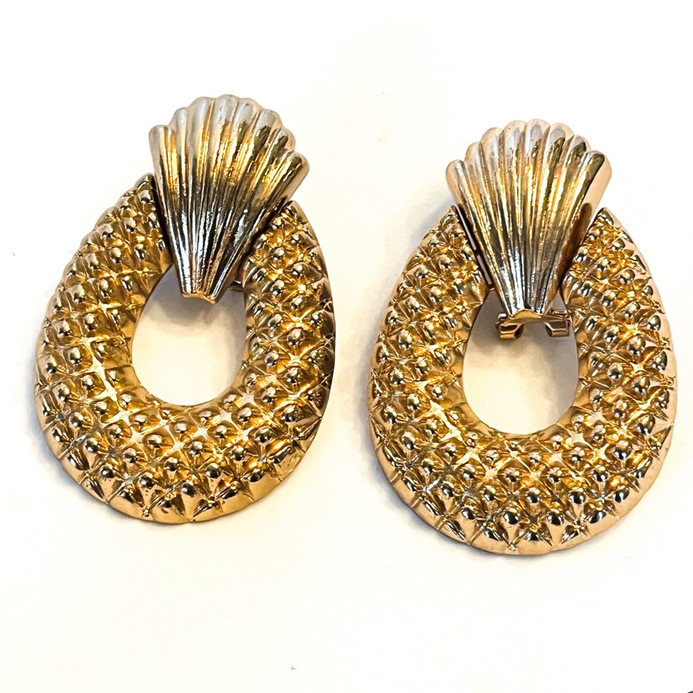 Gold toned pineapple pierced earrings 2”